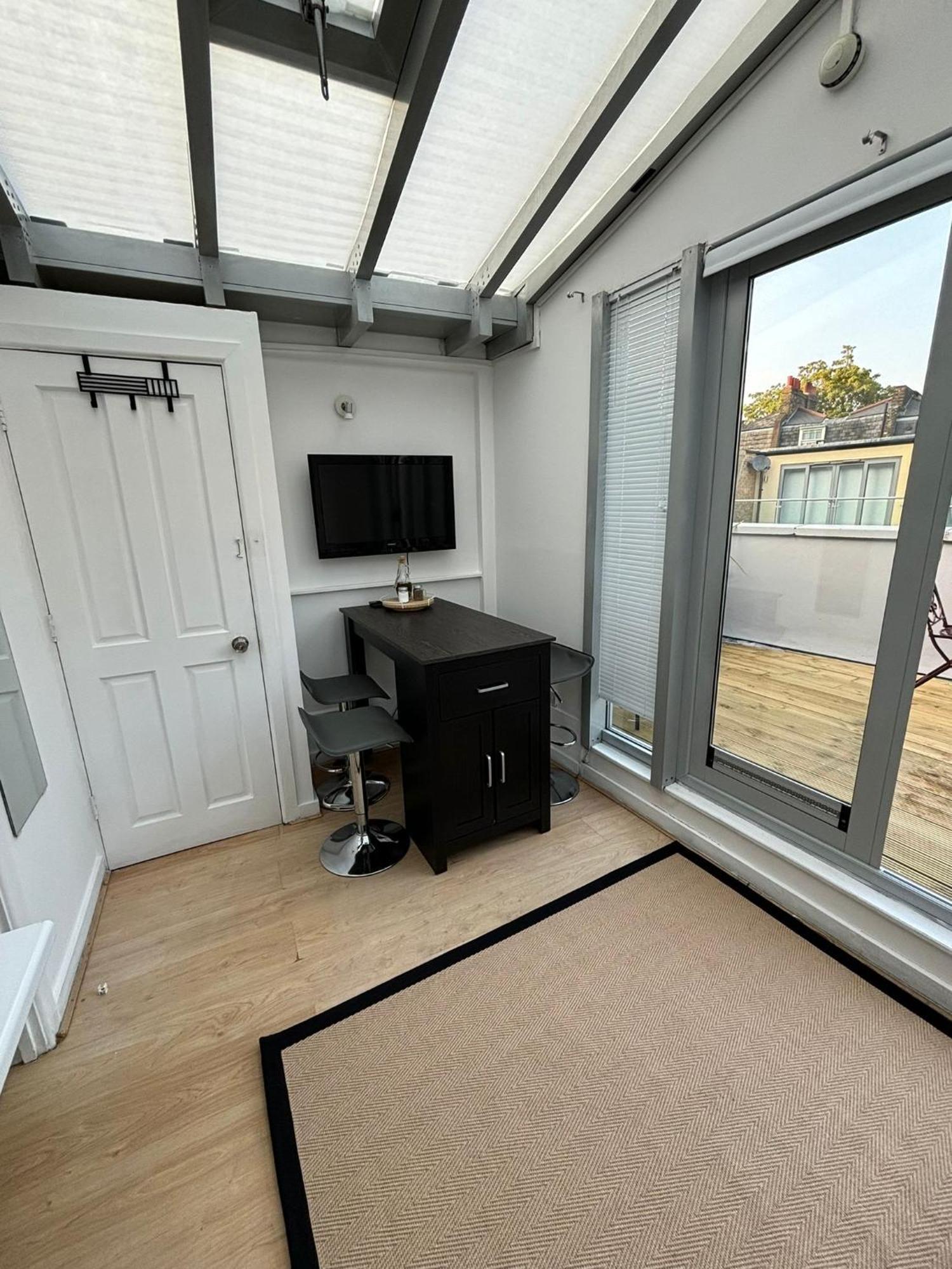 Top Floor Delightful Flat Apartment London Exterior photo